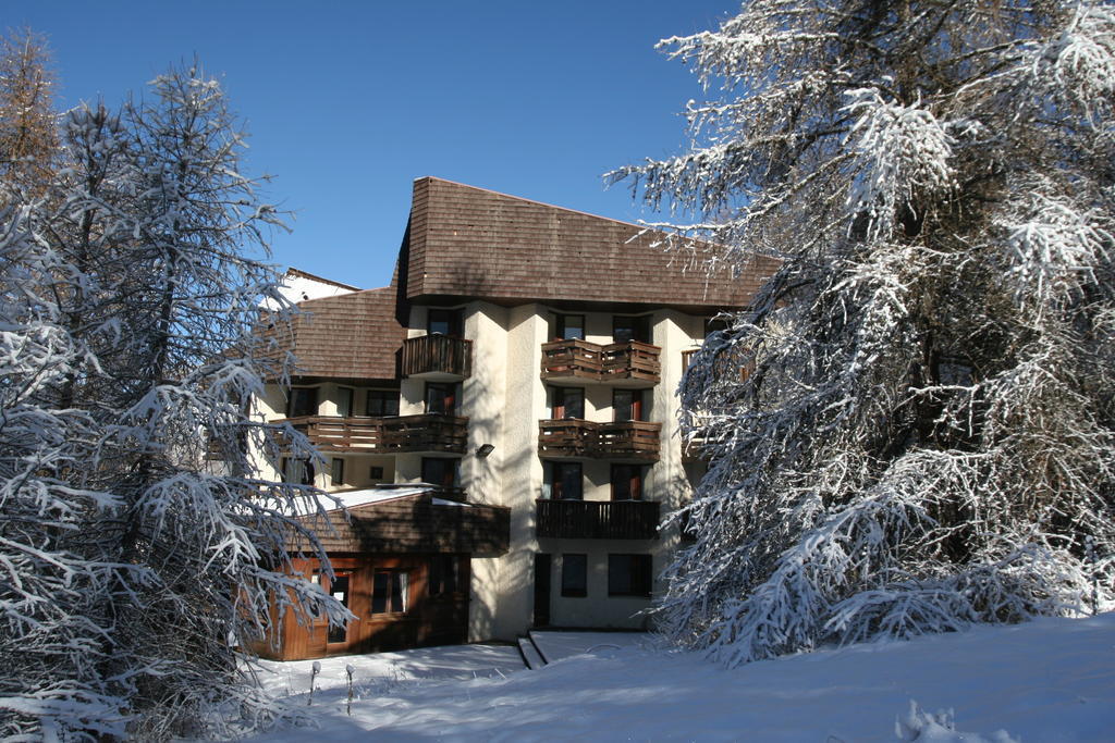 Hotel Les Trappeurs Les Orres Dış mekan fotoğraf